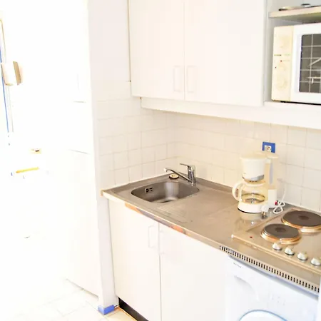 Coudalere - Jamaica-4 By Interhome Le Barcares